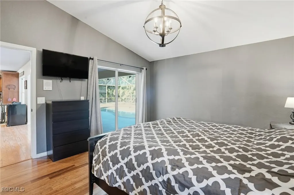 229 SW 38th Terrace Cape Coral FL 33914