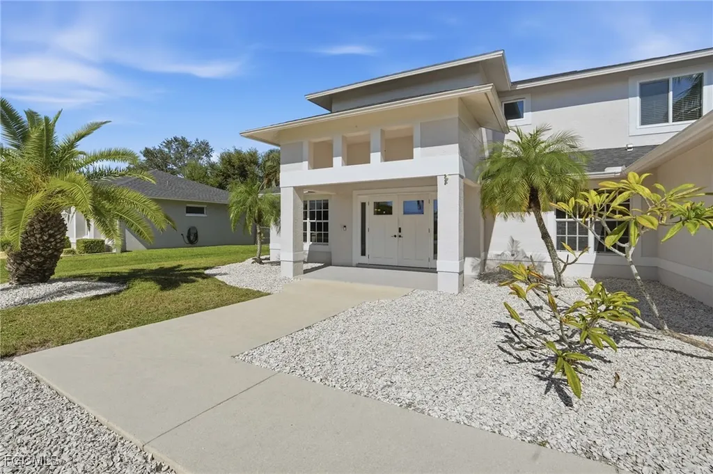 229 SW 38th Terrace Cape Coral FL 33914