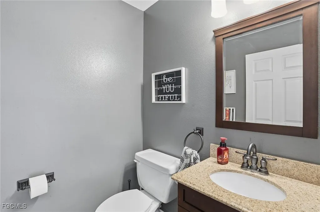 229 SW 38th Terrace Cape Coral FL 33914