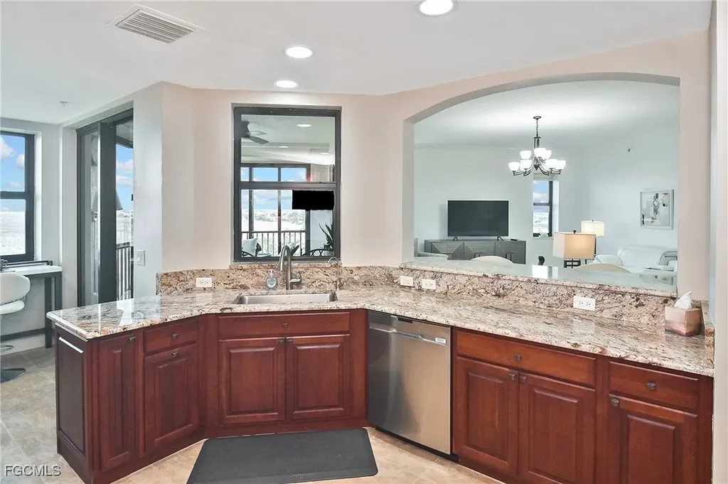 11600 Court Of Palms Fort Myers FL 33908