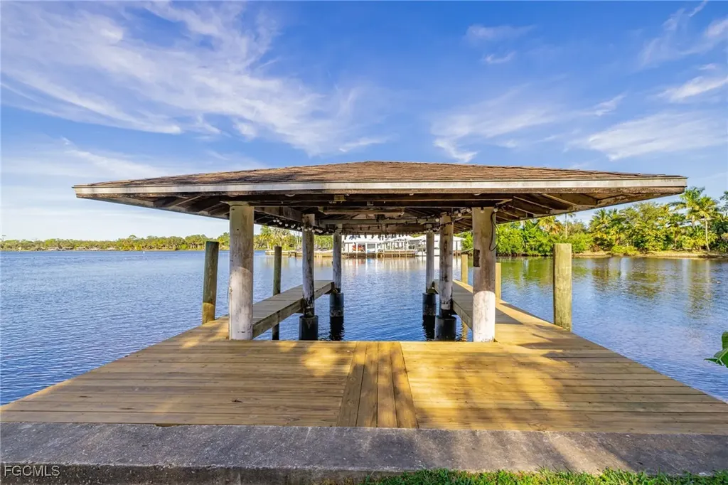 14502 Riverside Drive Fort Myers FL 33905