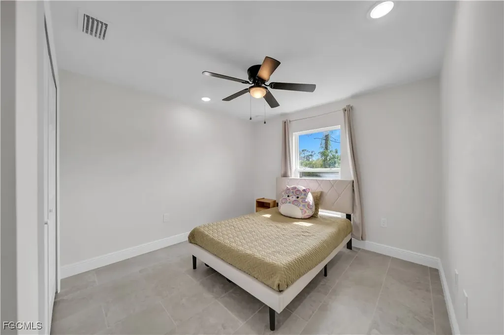 1301 Dorothy Avenue N Lehigh Acres FL 33971