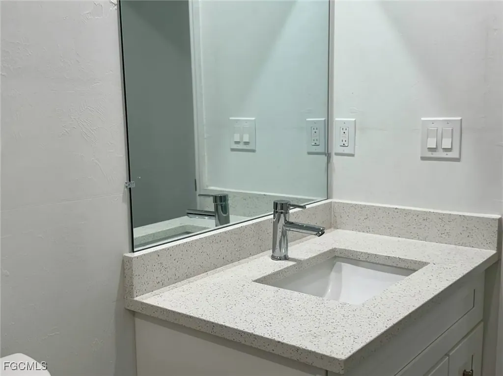 317-319 Ichabod Avenue Lehigh Acres FL 33973
