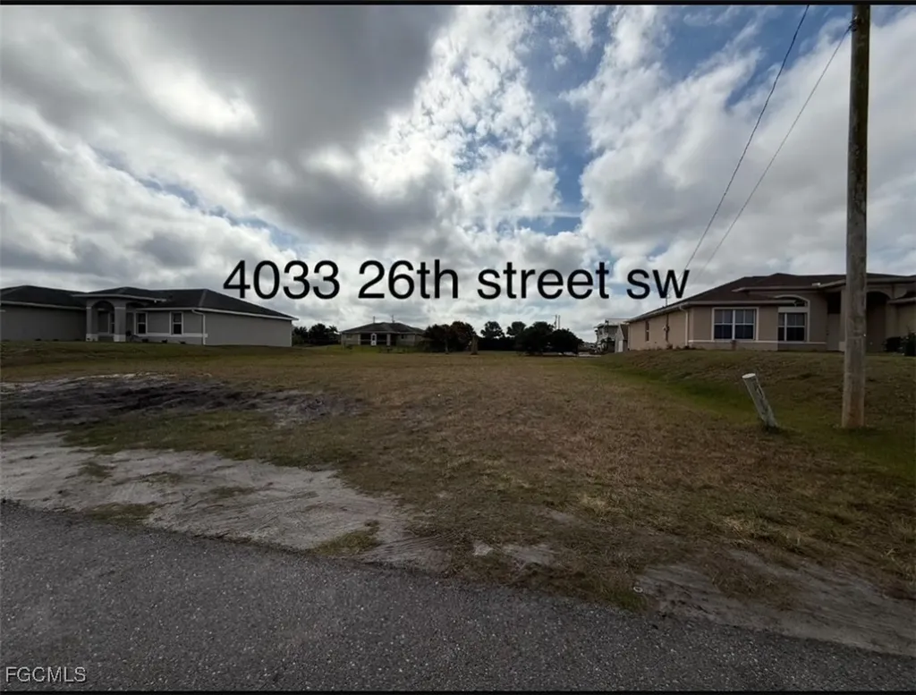 4033 26th Street SW Lehigh Acres FL 33976