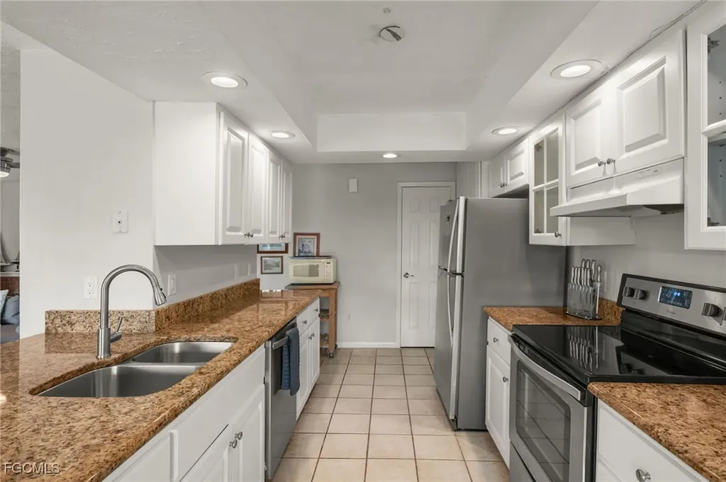 810 Elinor Way Sanibel FL 33957