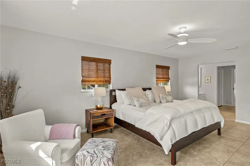 810 Elinor Way Sanibel FL 33957