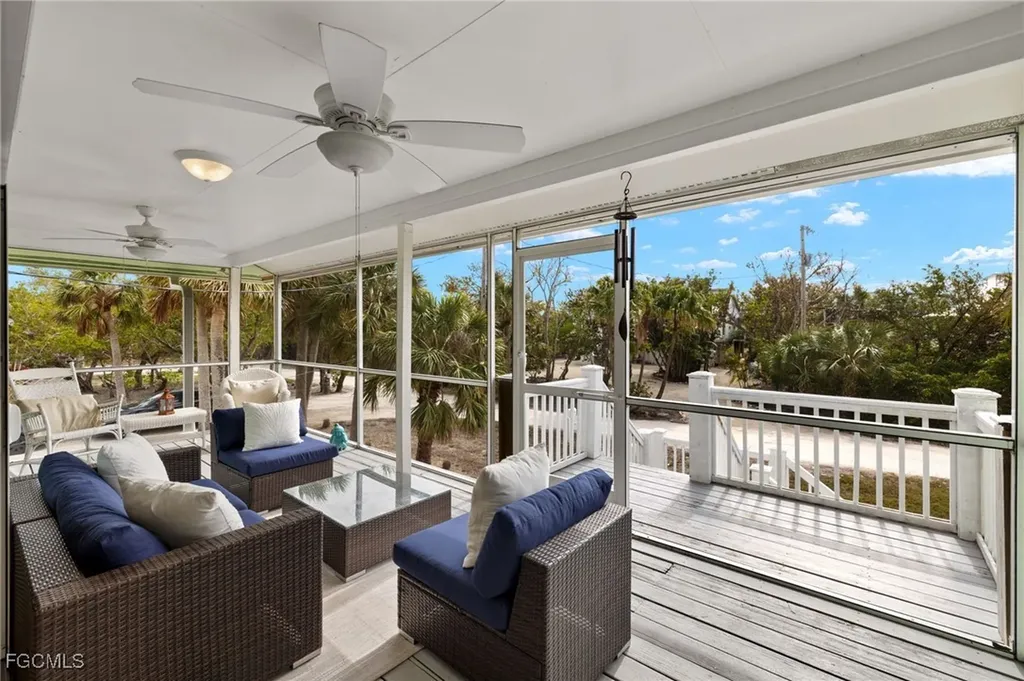 810 Elinor Way Sanibel FL 33957