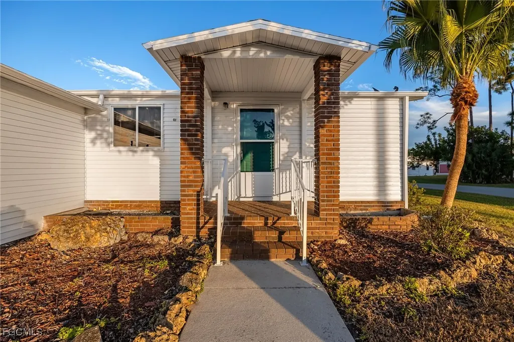 19658 Eagle Trace Court North Fort Myers FL 33903