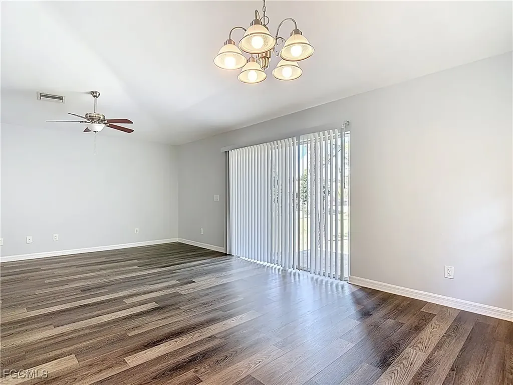 2812 4th Street SW Lehigh Acres FL 33976
