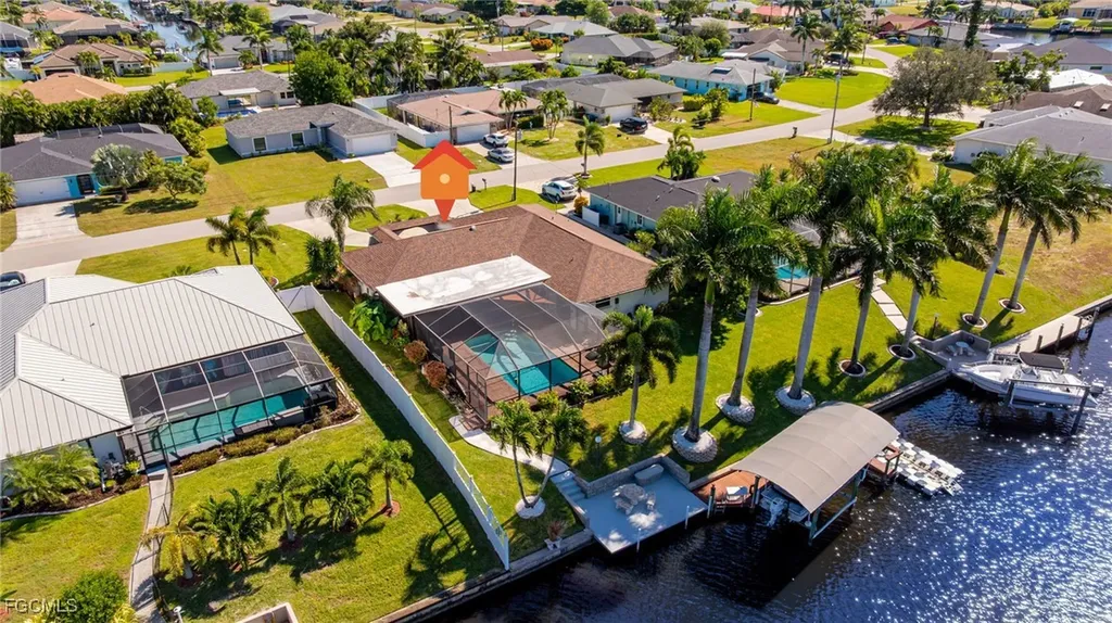 1518 SE 10th Place Cape Coral FL 33990