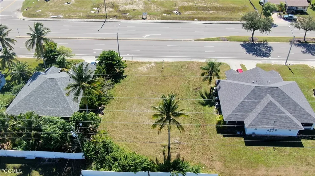 1009 Cape Coral Parkway W Cape Coral FL 33914