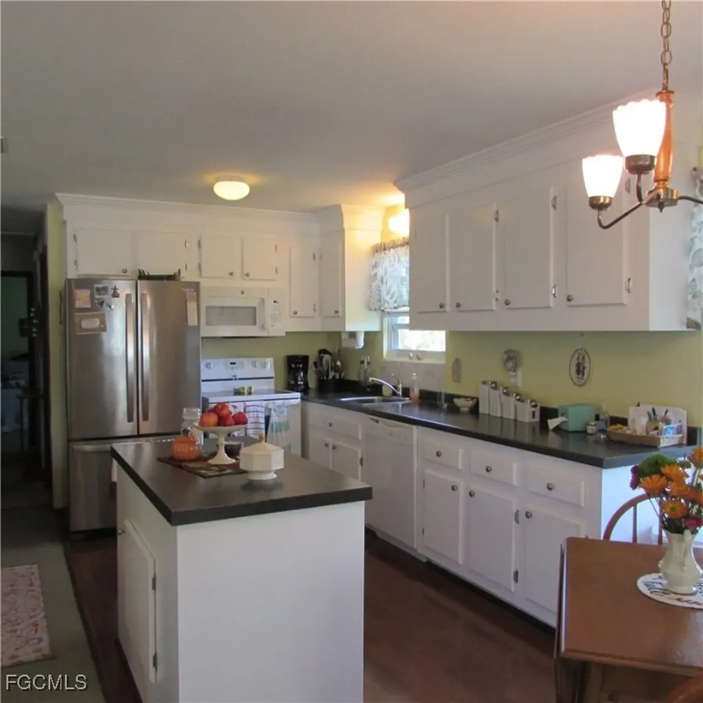 13632 Banyan Drive Bokeelia FL 33922