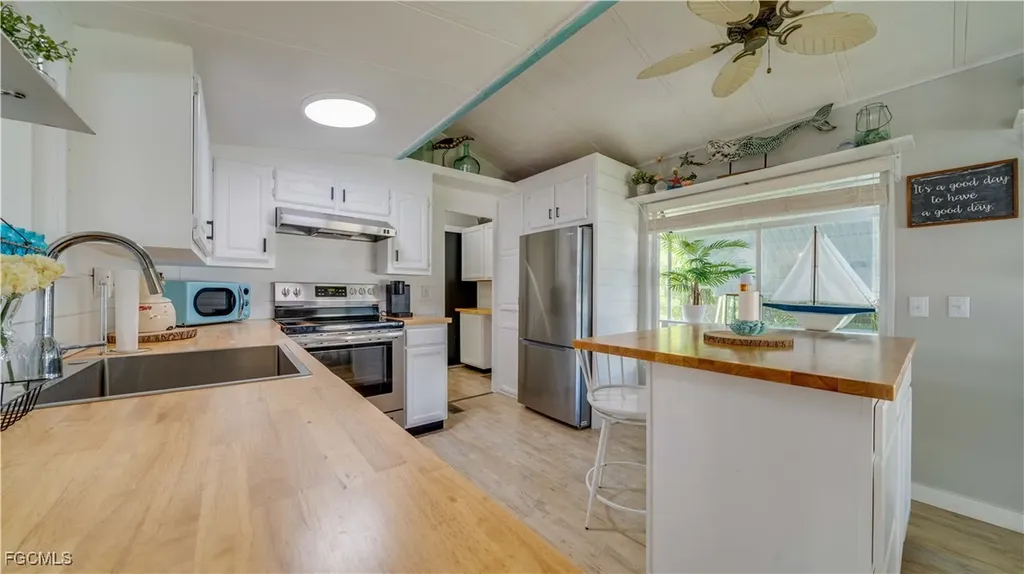 11077 Sunburst Lane Fort Myers FL 33908