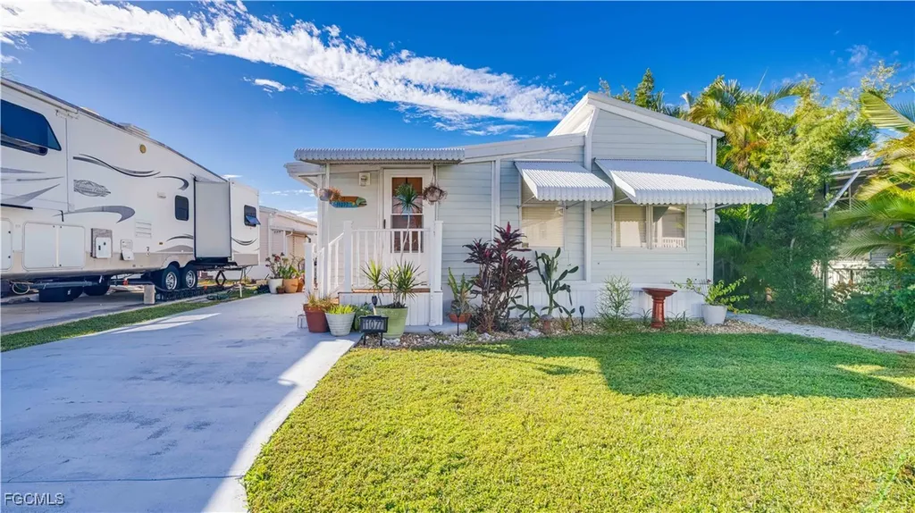 11077 Sunburst Lane Fort Myers FL 33908