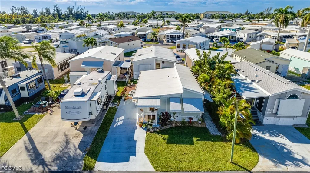 11077 Sunburst Lane Fort Myers FL 33908