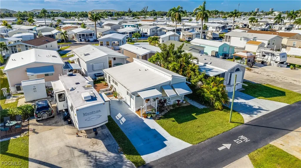 11077 Sunburst Lane Fort Myers FL 33908