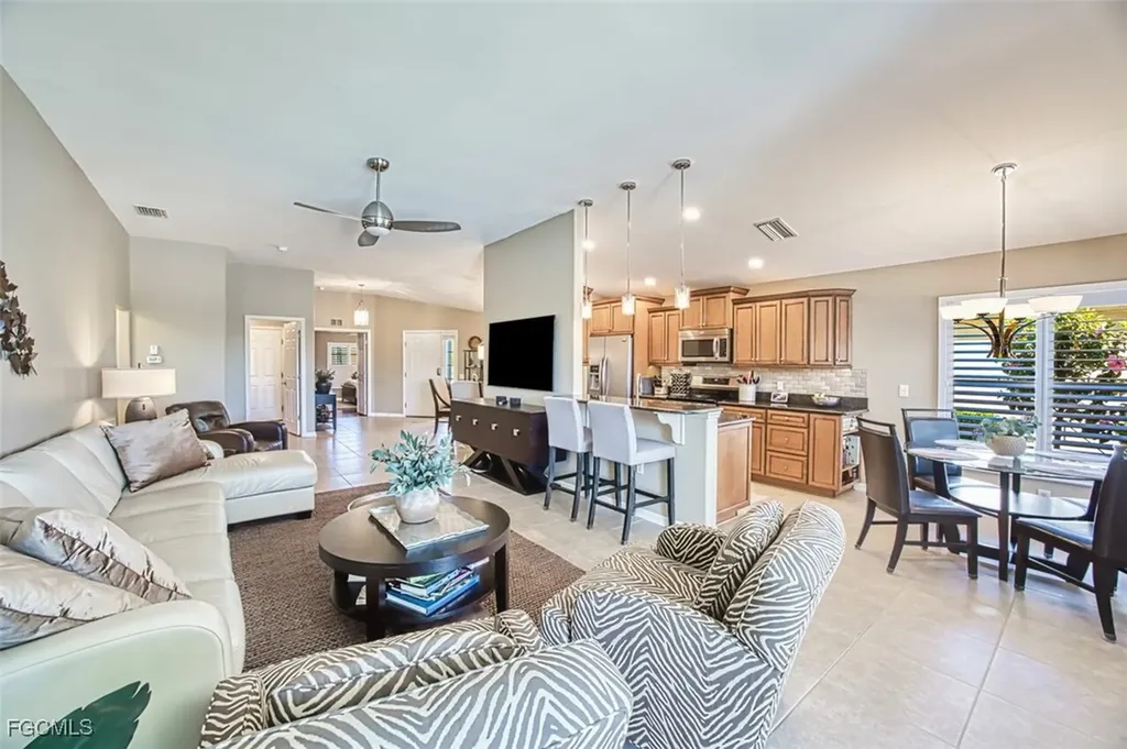 10037 Oakhurst Way Fort Myers FL 33913