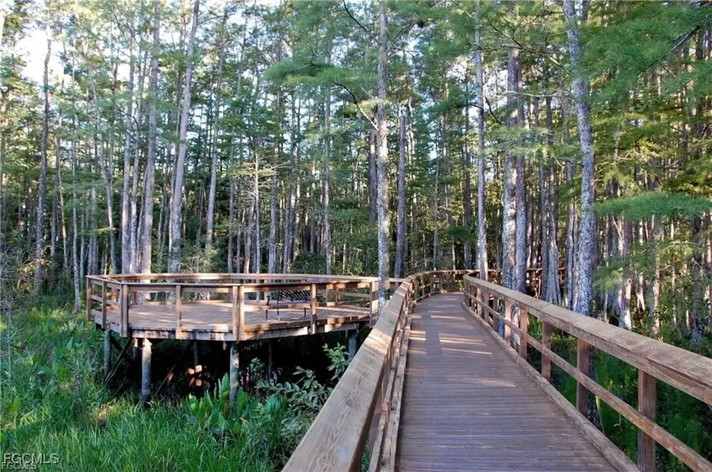 10037 Oakhurst Way Fort Myers FL 33913