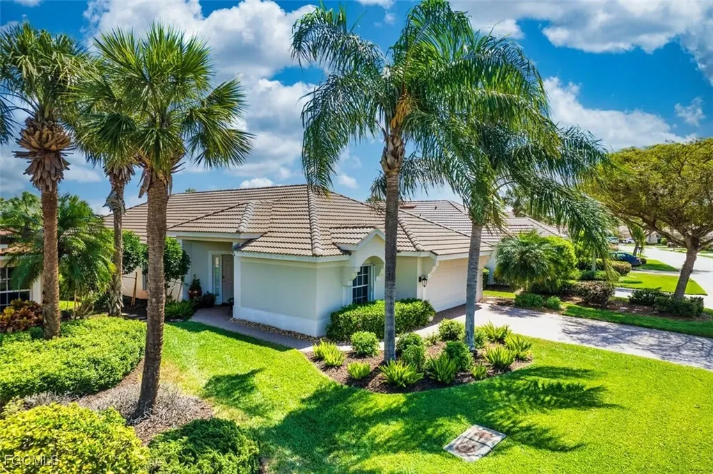 10037 Oakhurst Way Fort Myers FL 33913