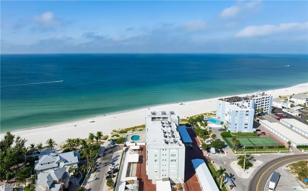 5200 Gulf Drive Holmes Beach FL 34217