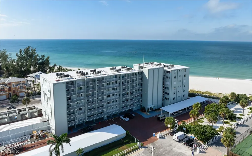 5200 Gulf Drive Holmes Beach FL 34217