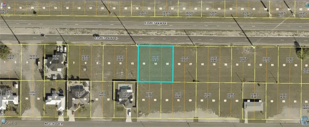 914 Kismet Parkway E Cape Coral FL 33909