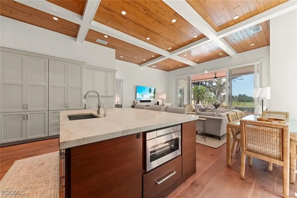 5751 Baltusrol Court Sanibel FL 33957