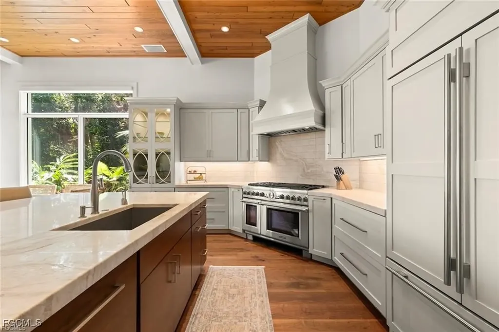 5751 Baltusrol Court Sanibel FL 33957