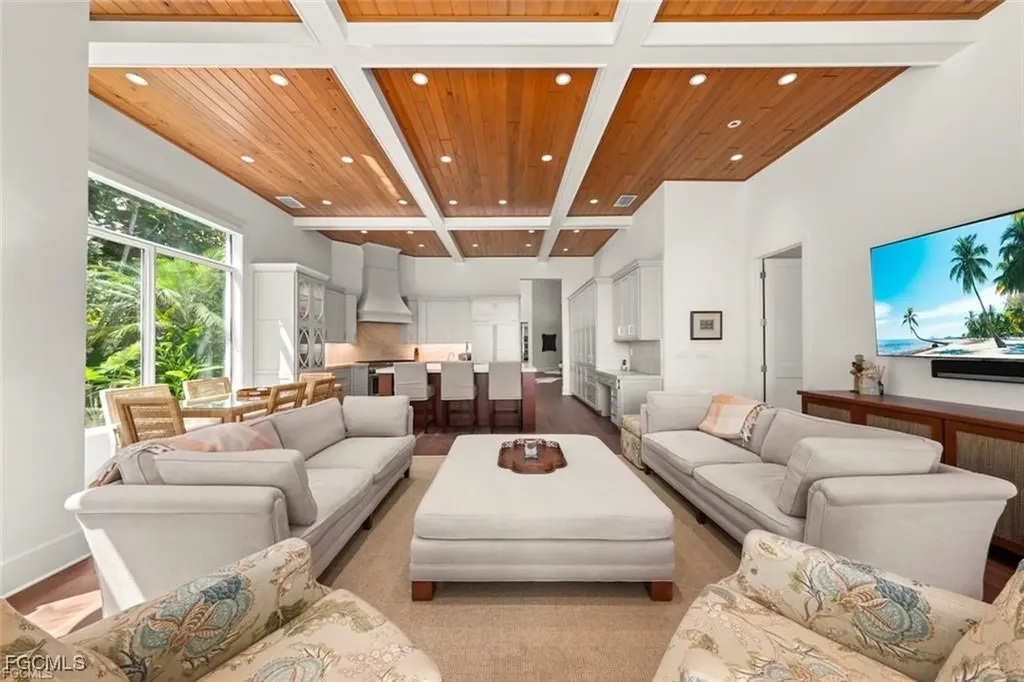 5751 Baltusrol Court Sanibel FL 33957