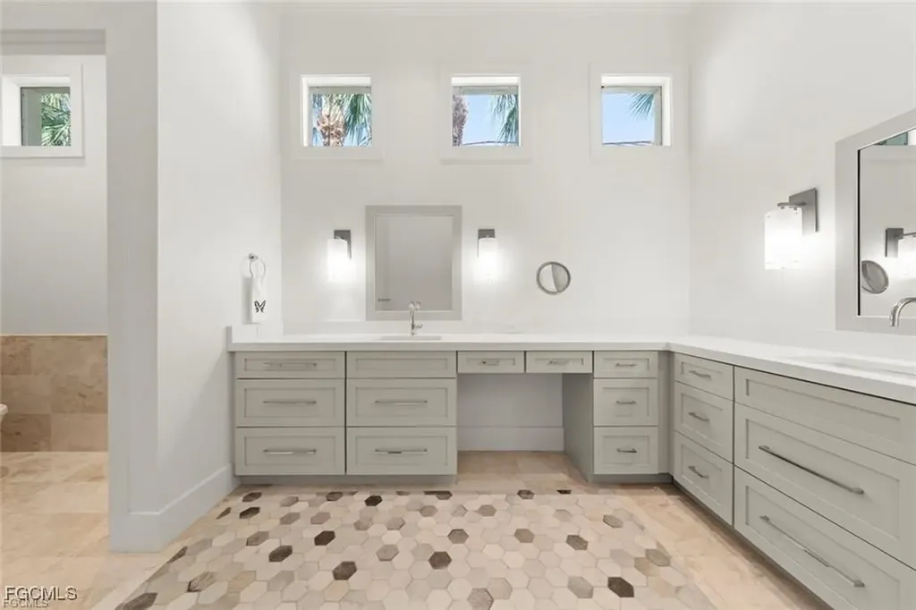 5751 Baltusrol Court Sanibel FL 33957