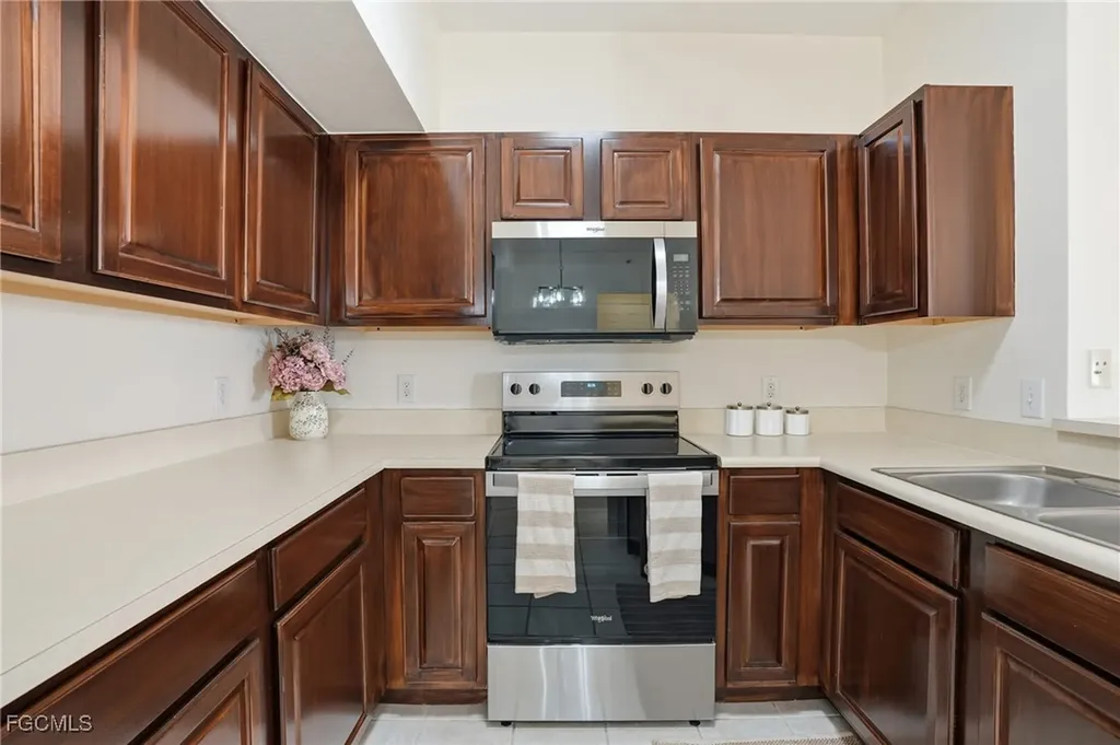15590 Ocean Walk Circle Fort Myers FL 33908