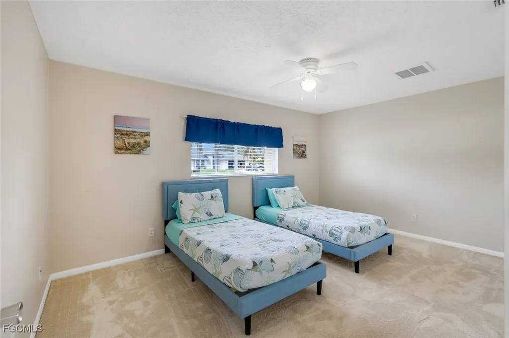 1925 SW 17th Place Cape Coral FL 33991