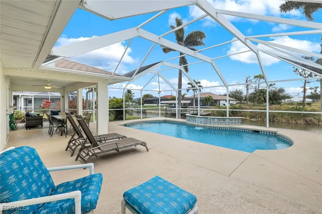 1925 SW 17th Place Cape Coral FL 33991