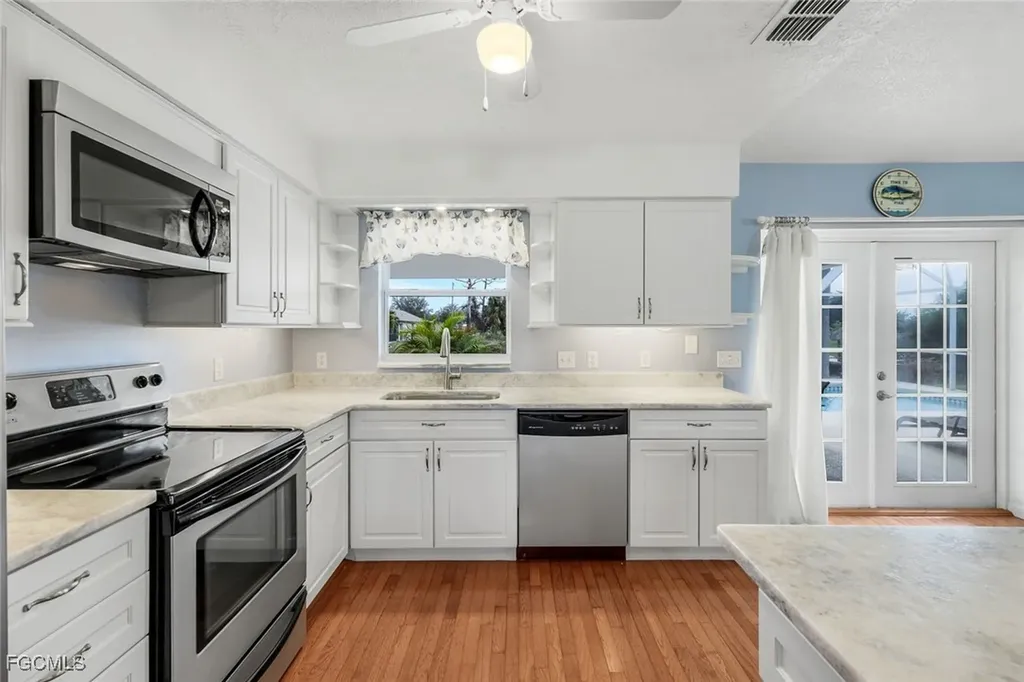 1925 SW 17th Place Cape Coral FL 33991