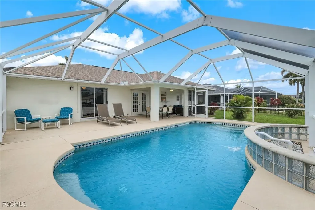 1925 SW 17th Place Cape Coral FL 33991