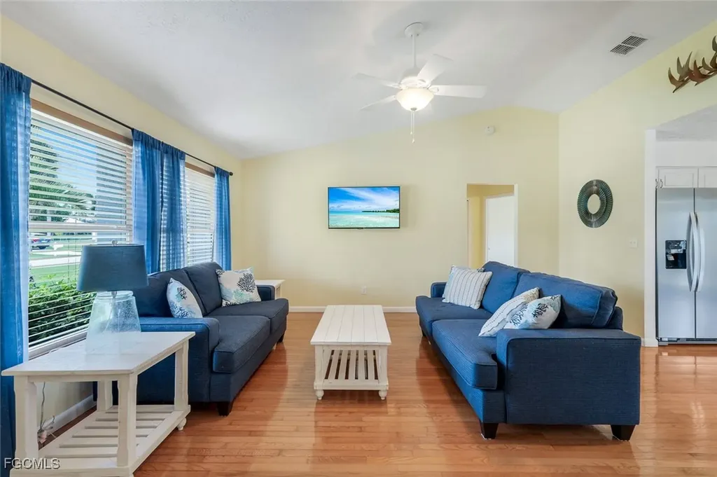 1925 SW 17th Place Cape Coral FL 33991