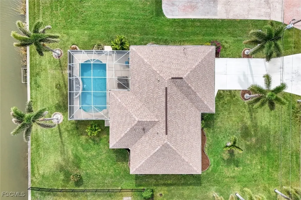 1925 SW 17th Place Cape Coral FL 33991