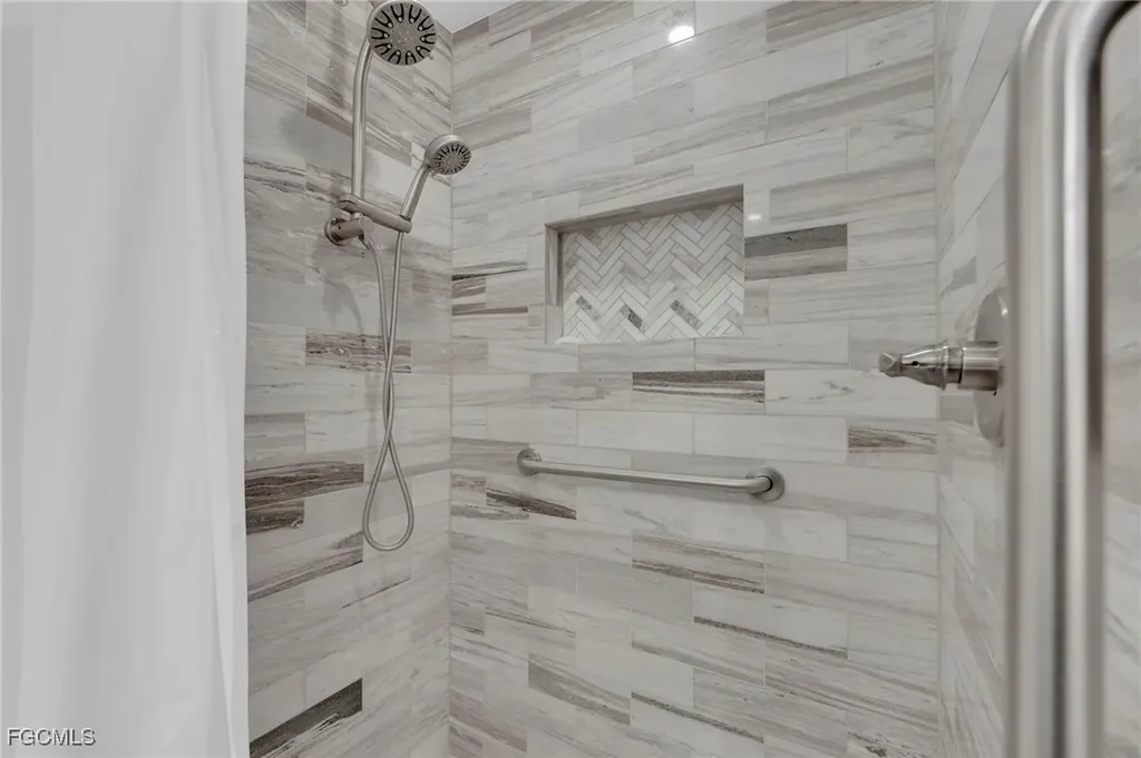 5584 Buring Court Fort Myers FL 33919