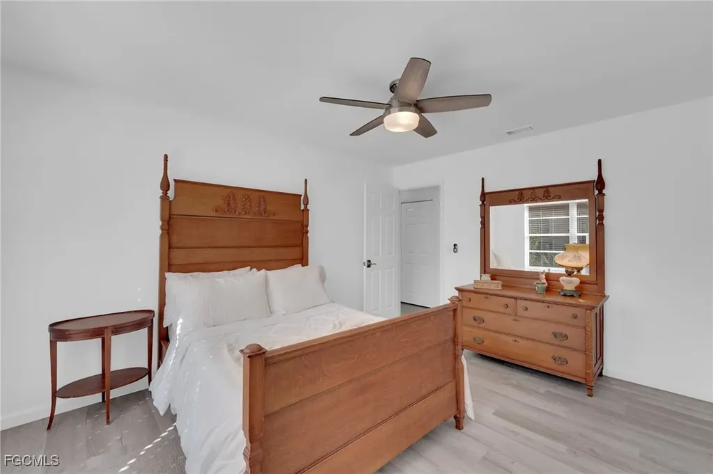 5584 Buring Court Fort Myers FL 33919