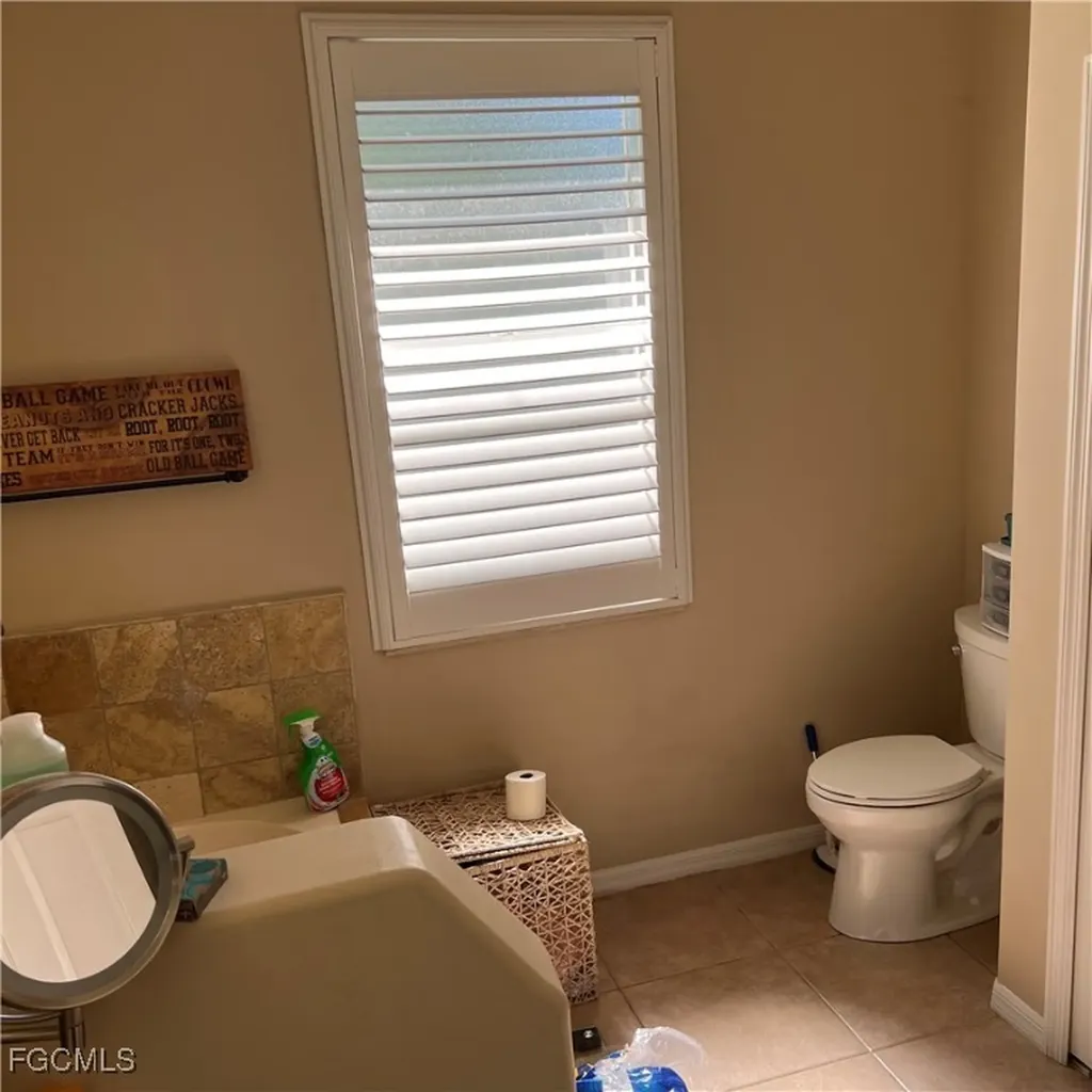 2702 Nature Pointe Loop Fort Myers FL 33905