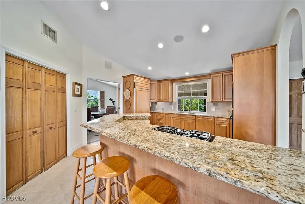716 Rabbit Road Sanibel FL 33957