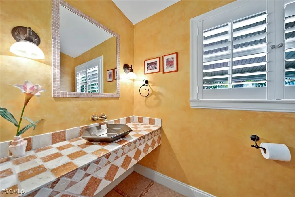 716 Rabbit Road Sanibel FL 33957