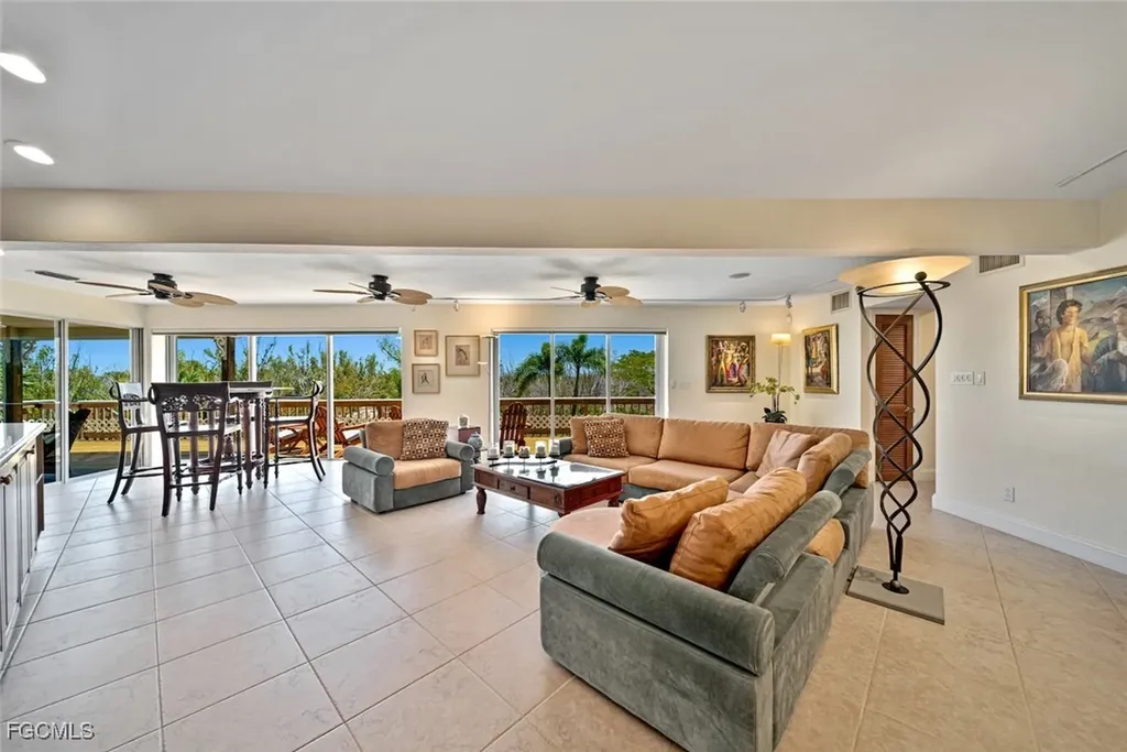 716 Rabbit Road Sanibel FL 33957