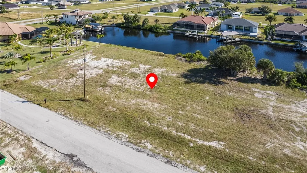 1511 NW 38th Avenue Cape Coral FL 33993