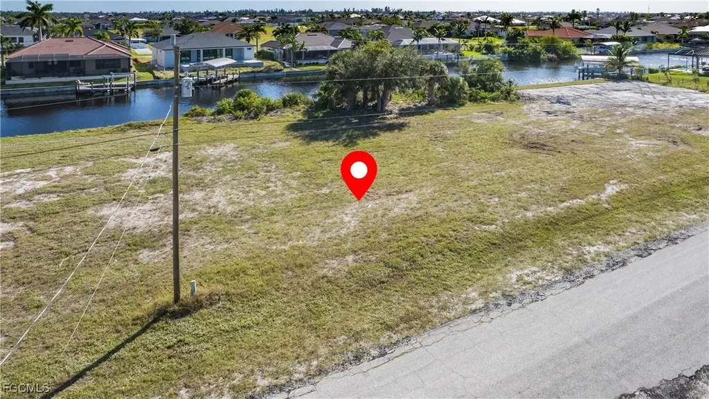 1511 NW 38th Avenue Cape Coral FL 33993