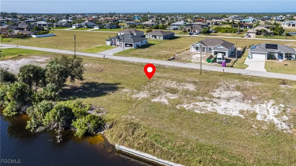 1511 NW 38th Avenue Cape Coral FL 33993