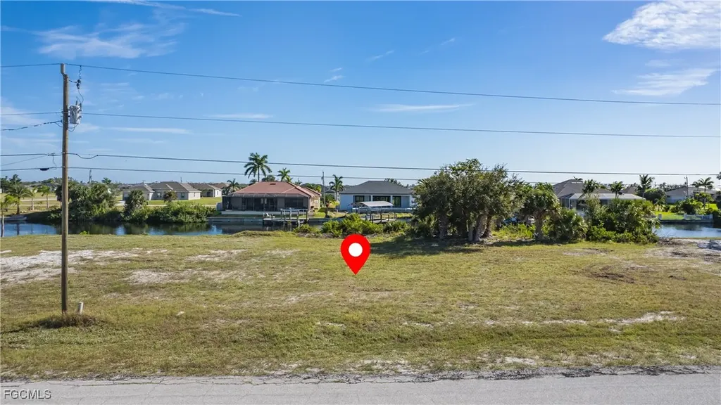 1511 NW 38th Avenue Cape Coral FL 33993