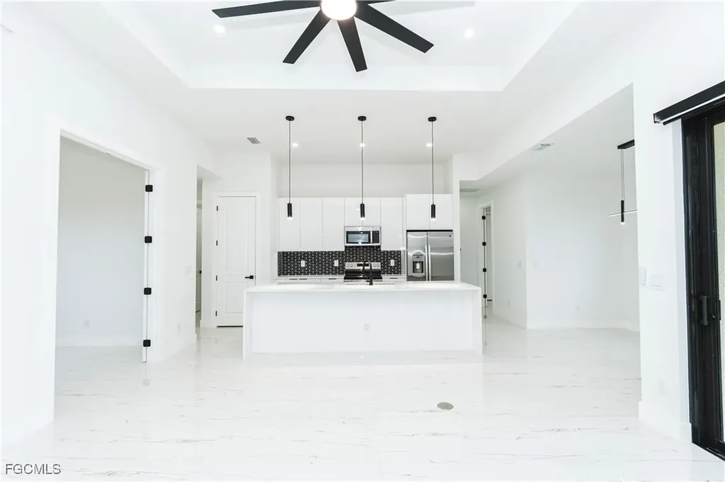 903 NE 23rd Street Cape Coral FL 33909