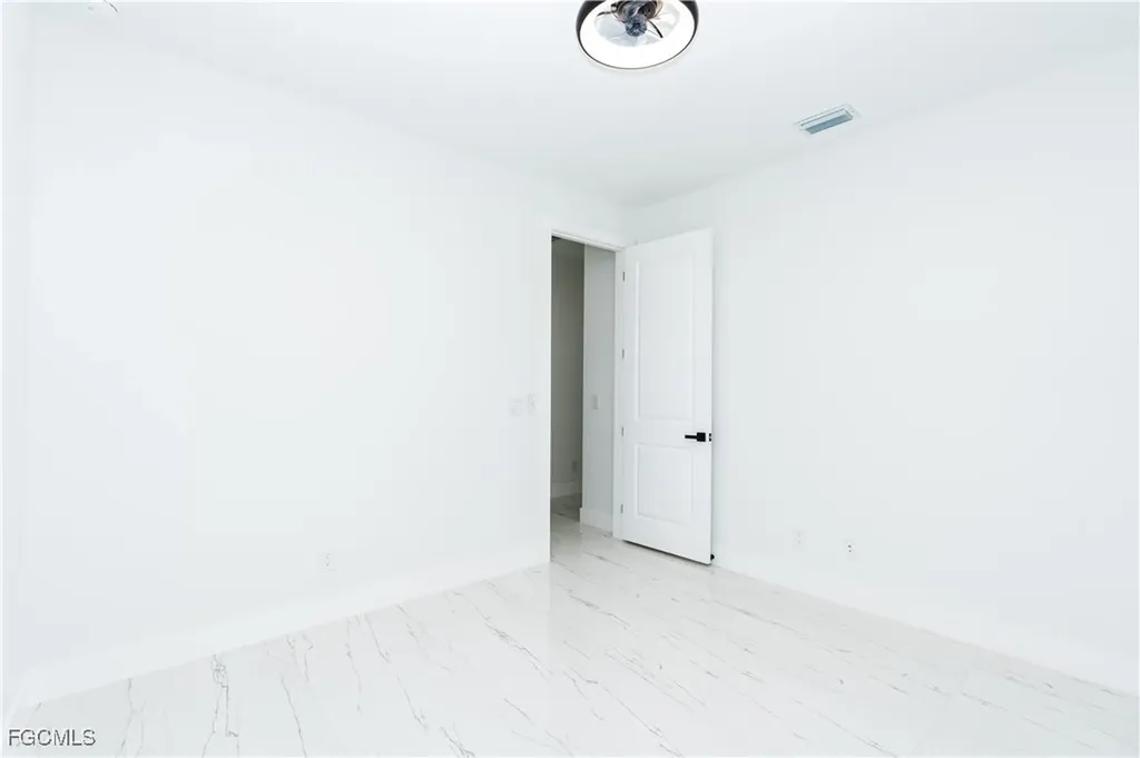 903 NE 23rd Street Cape Coral FL 33909