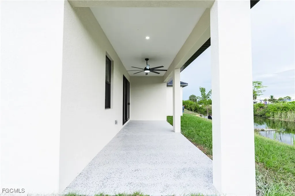 903 NE 23rd Street Cape Coral FL 33909